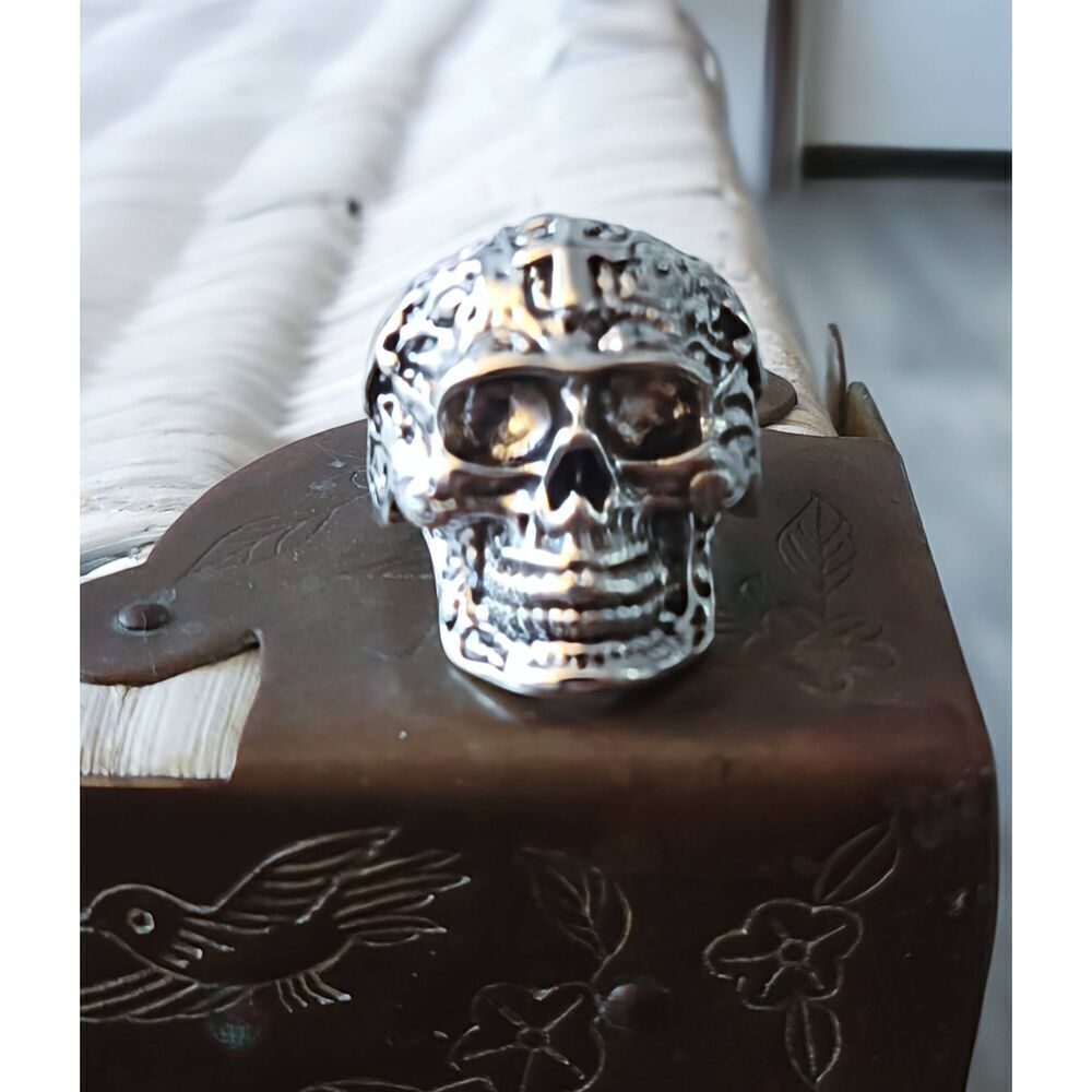 Sugar Skull Silverstone Skull & Crosses Ring
